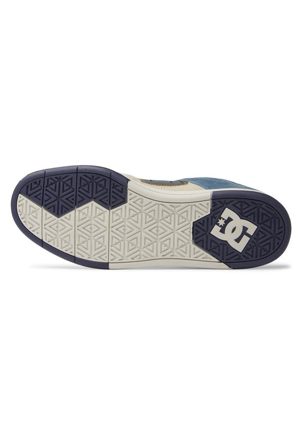 DC Shoes