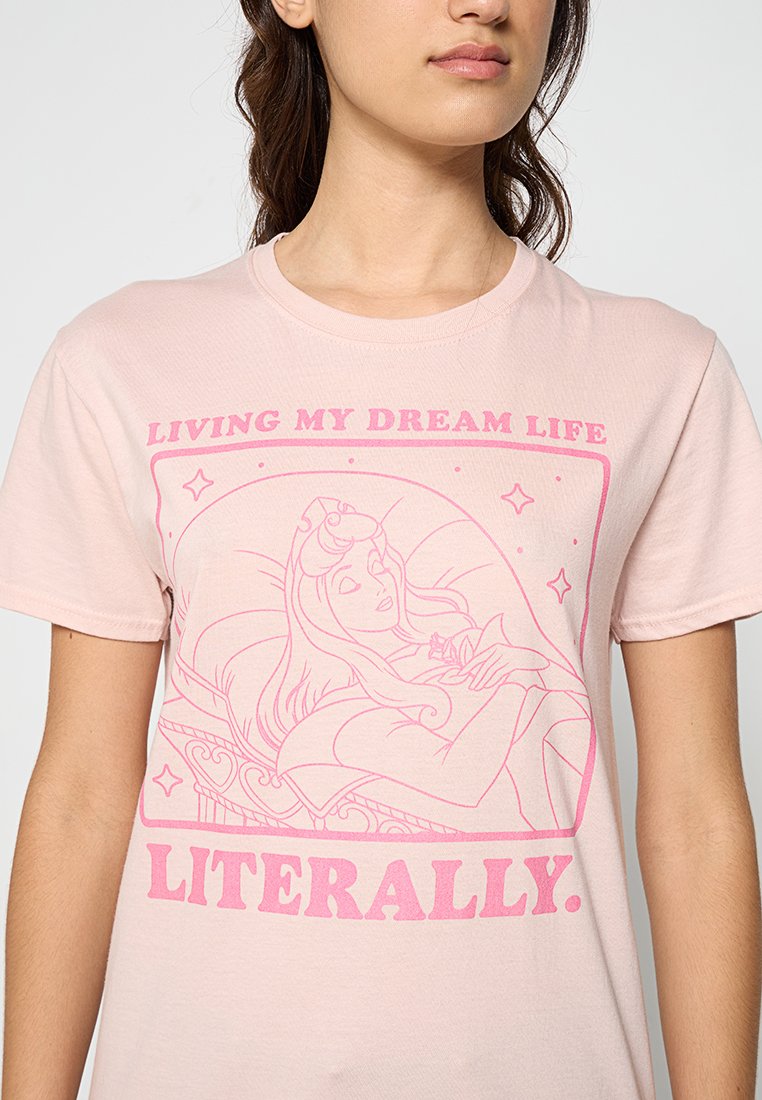Disney LIVING MY DREAM LIFE