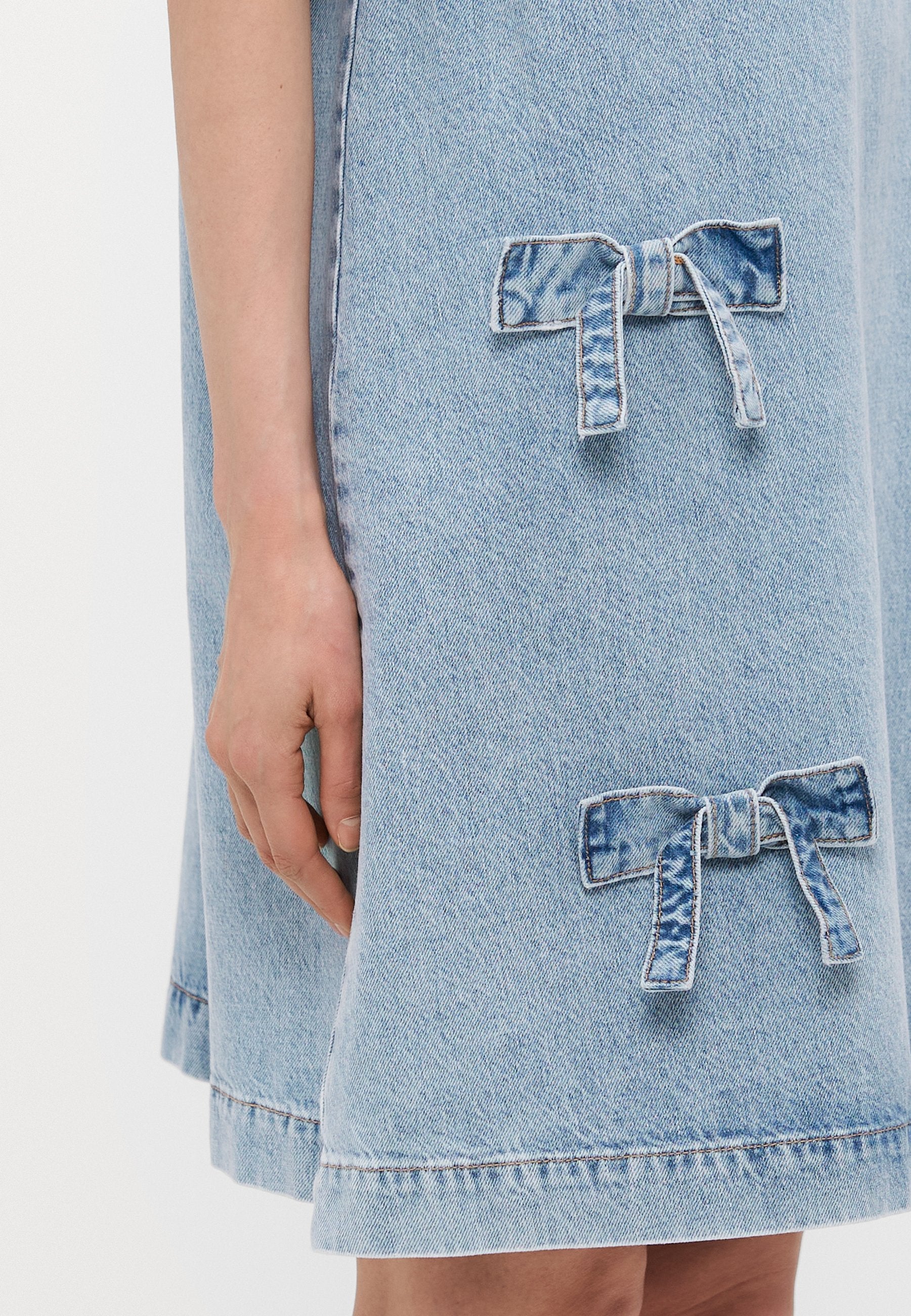ONLGIGI BOW A SHAPE DRESS  Media 6