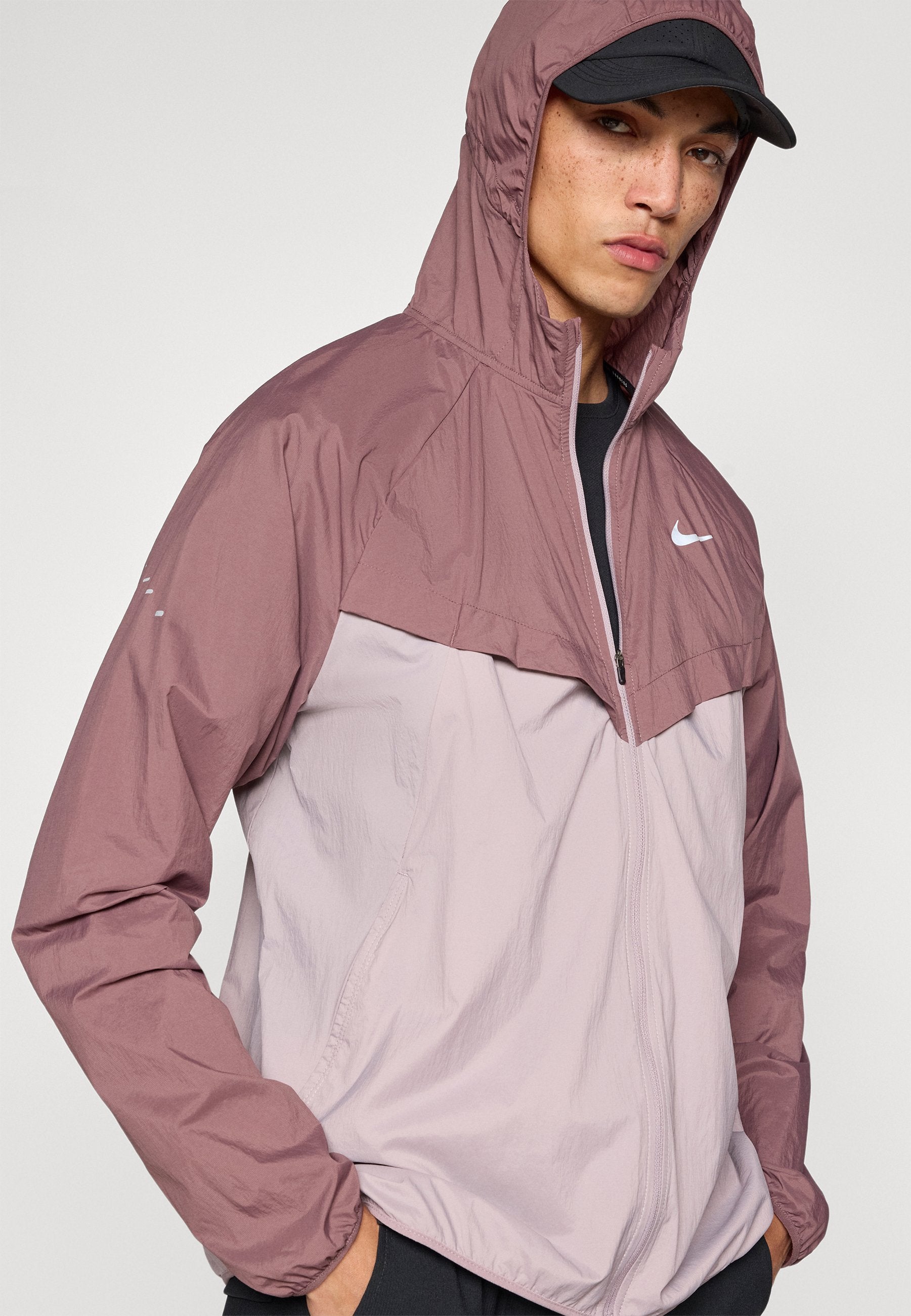 Nike Performance M NK UV RPL STRIDE JACKET