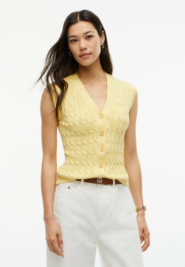 Tommy Hilfiger MID GG CABLE VEST CARDI - CO CABLE MID GG - Waistcoat - citronella