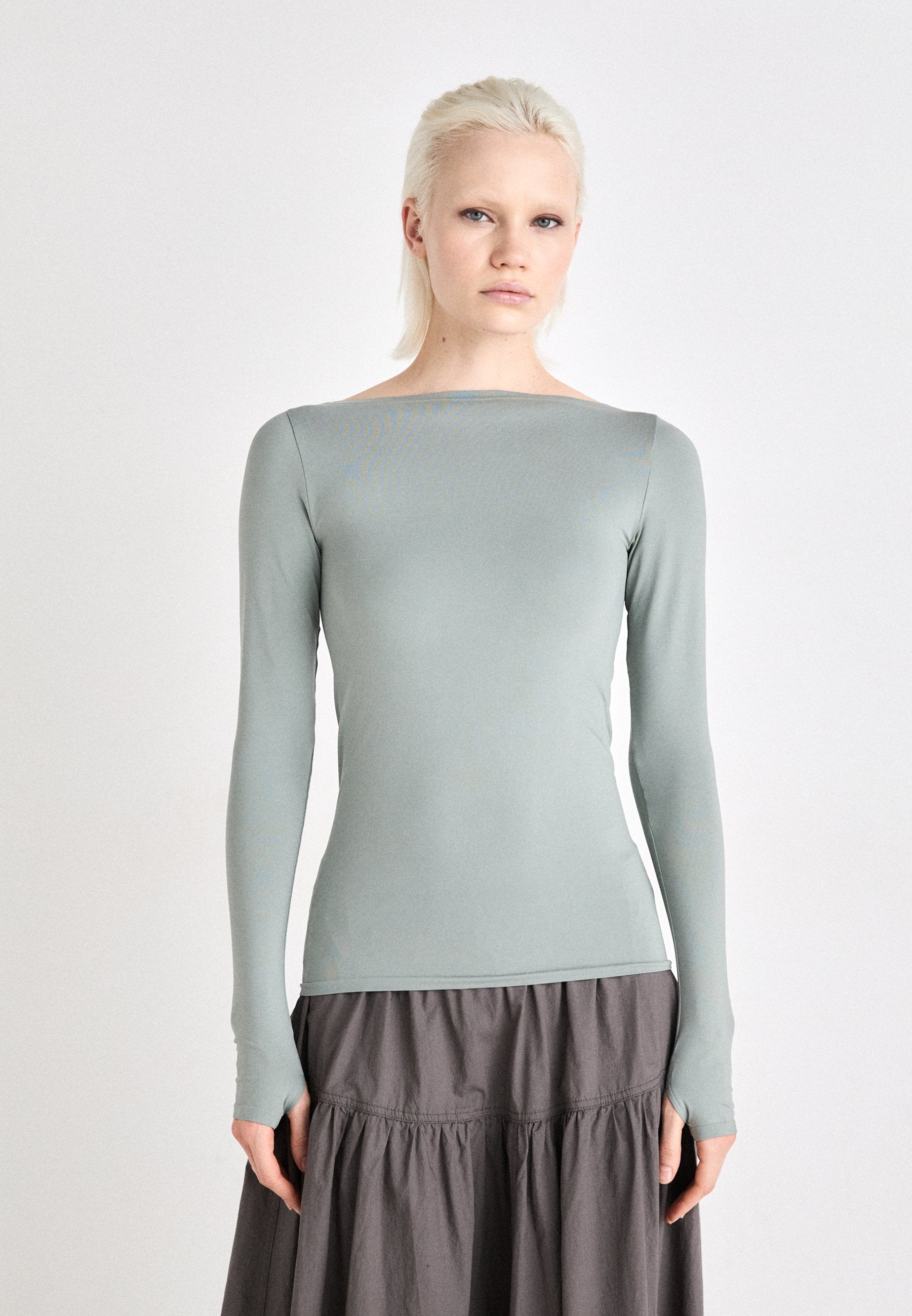 Weekday OPEN BACK SEAMLESS LONGSLEEVE