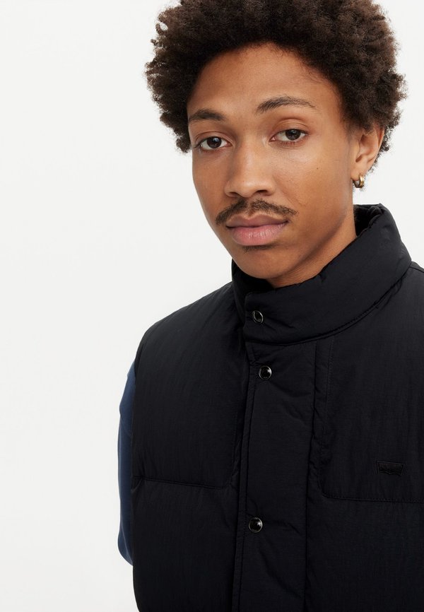 Levi's® ROCKRIDGE VEST
