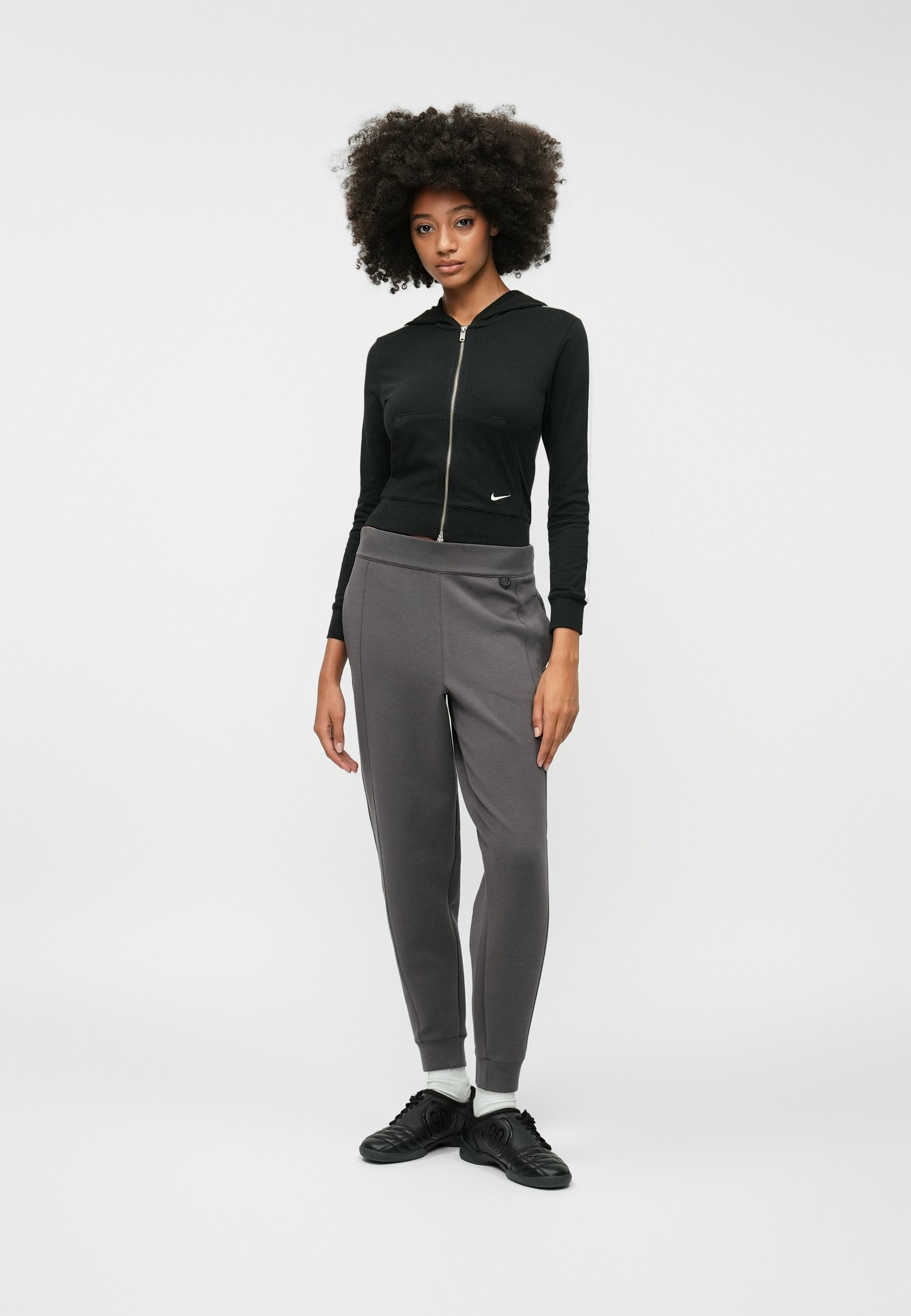 Nike Sportswear  SOFT