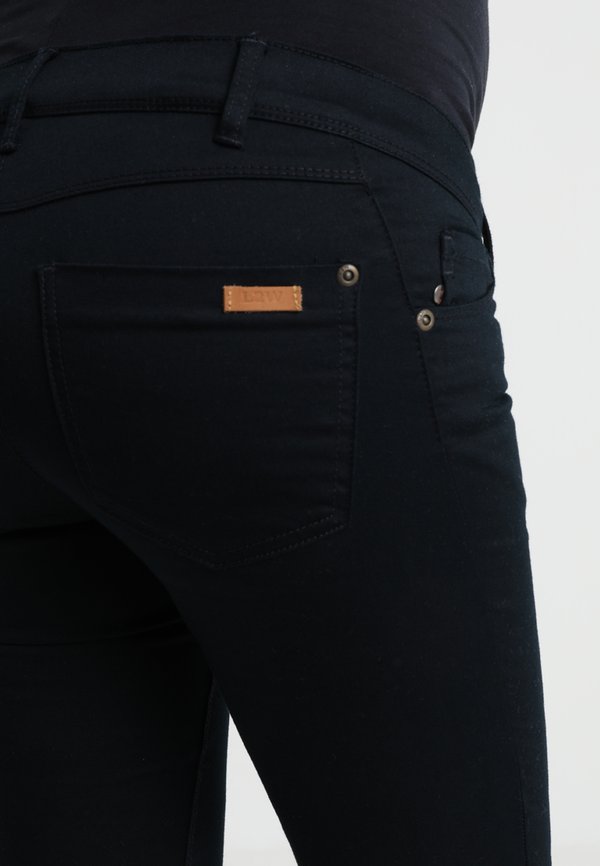 LOVE2WAIT PANTS SOPHIA