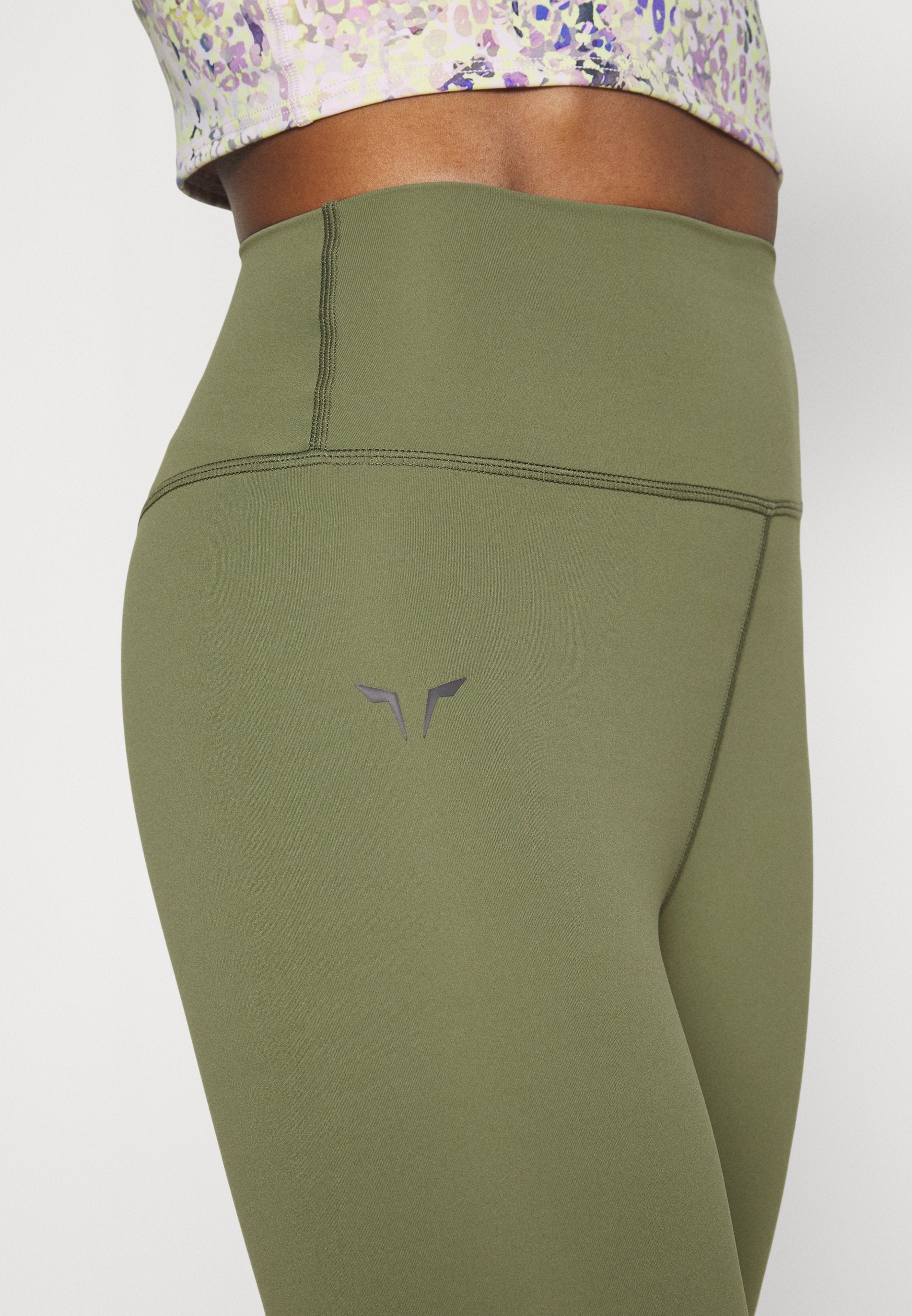 SQUATWOLF CODE INSERT LEGGINGS