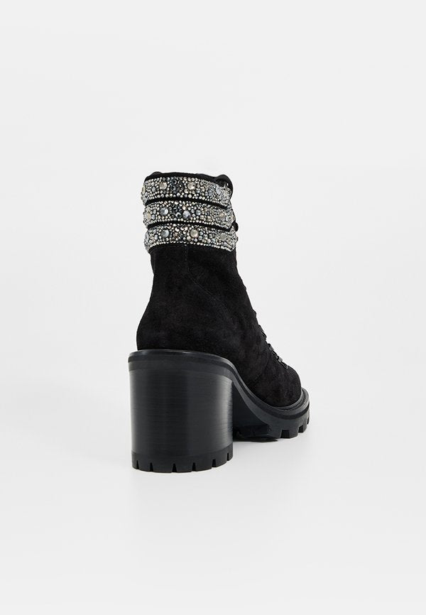 Jimmy Choo ESHE
