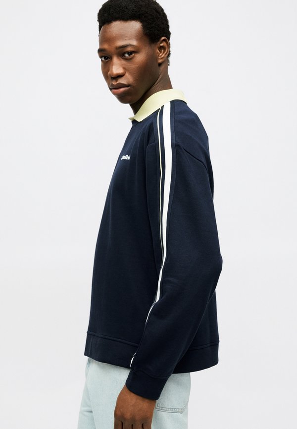Calvin Klein LOGO TAPE CREW ICON