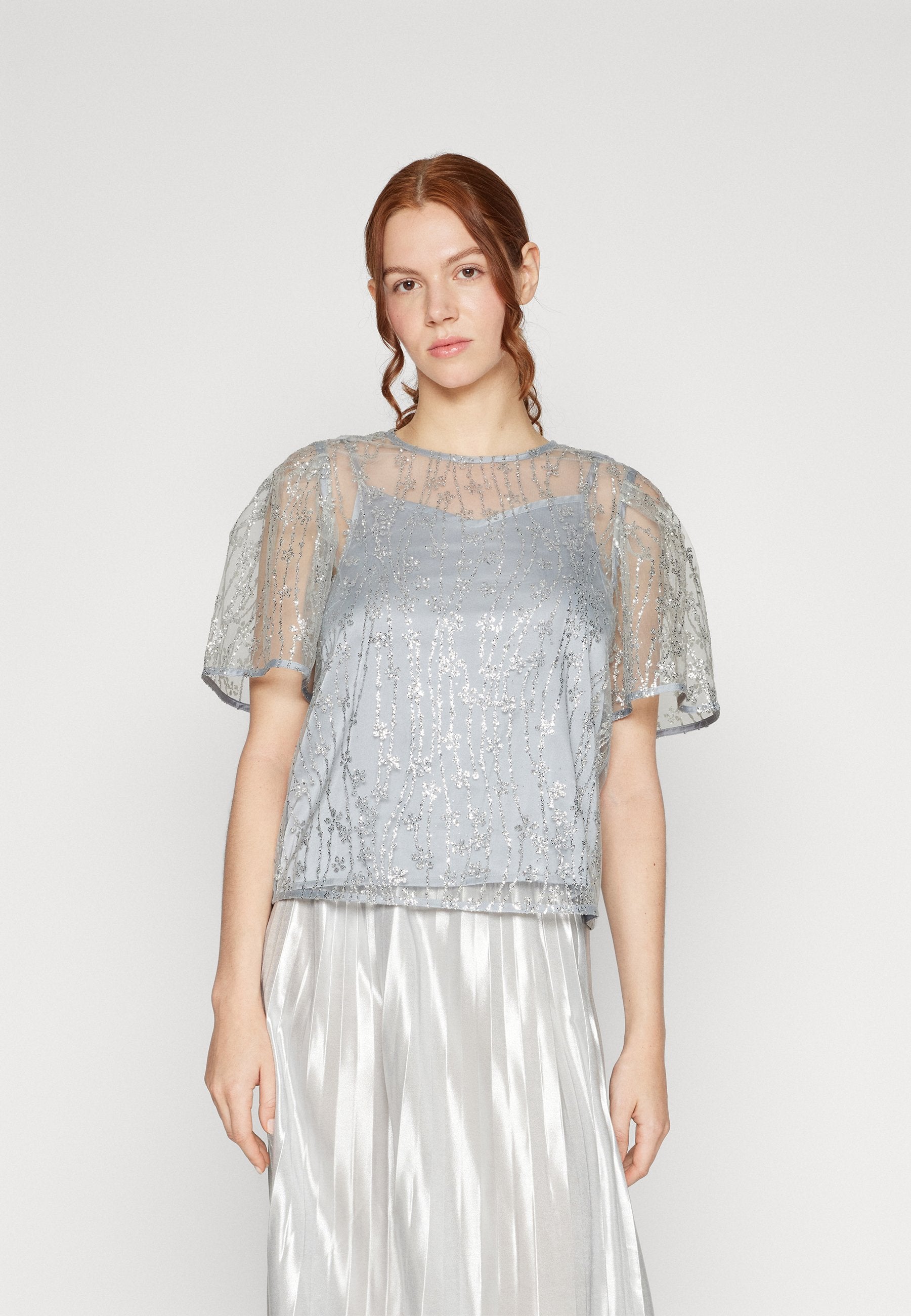 VILA VISIGNE FLOWER SEQUINCE TOP