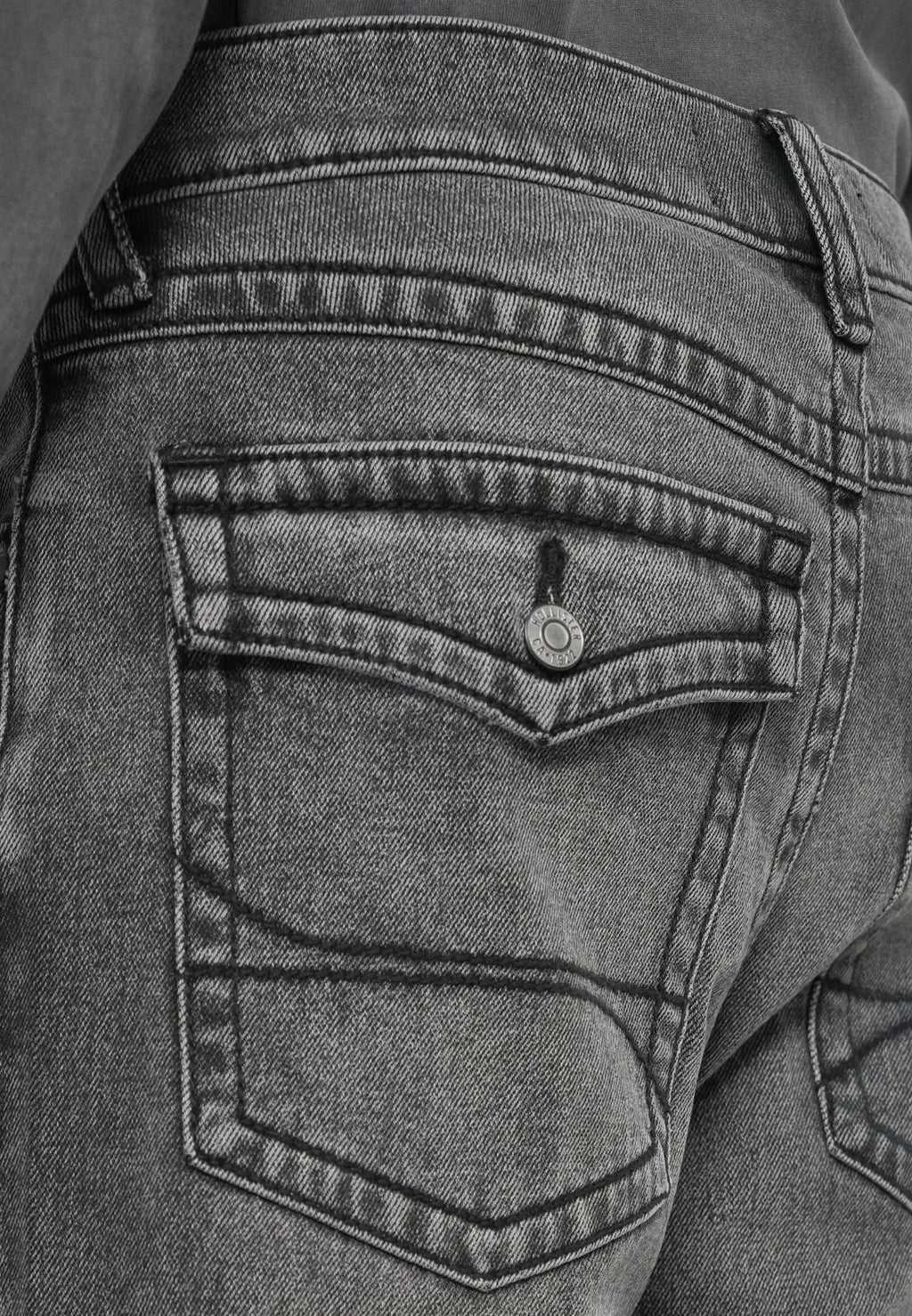 Hollister Co.