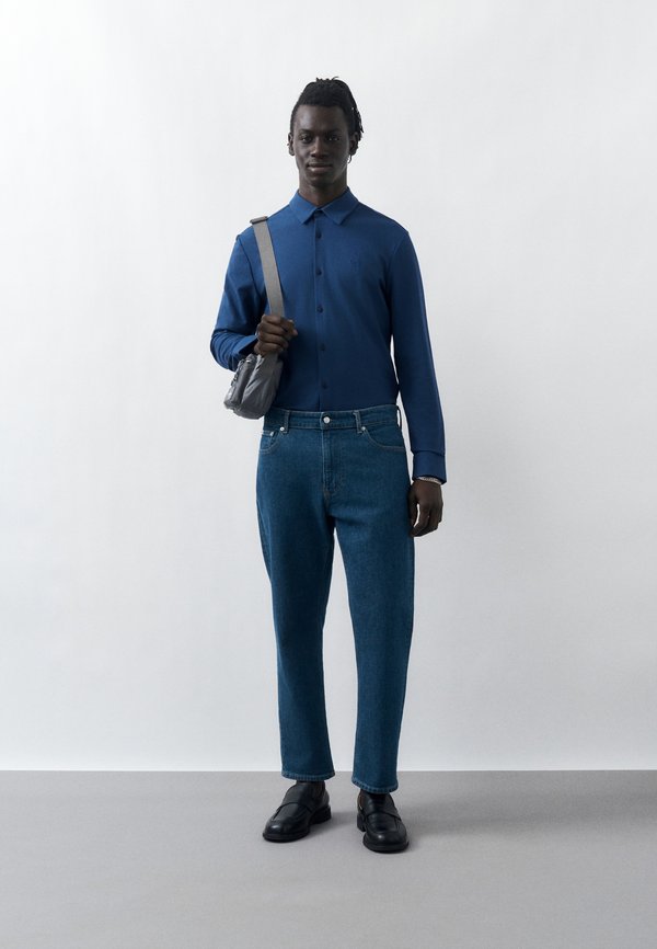 Calvin Klein CASUAL SLIM