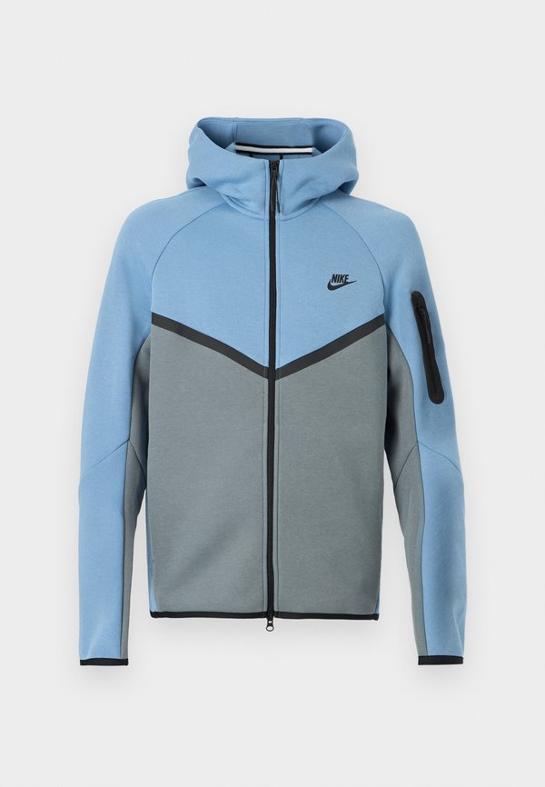Nike Sportswear