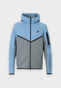 Nike Sportswear