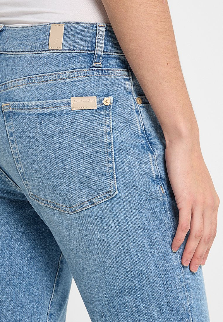 7 for all mankind