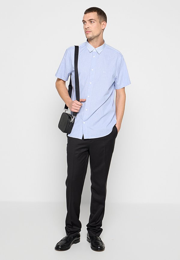 Armani Exchange REGULAR FIT