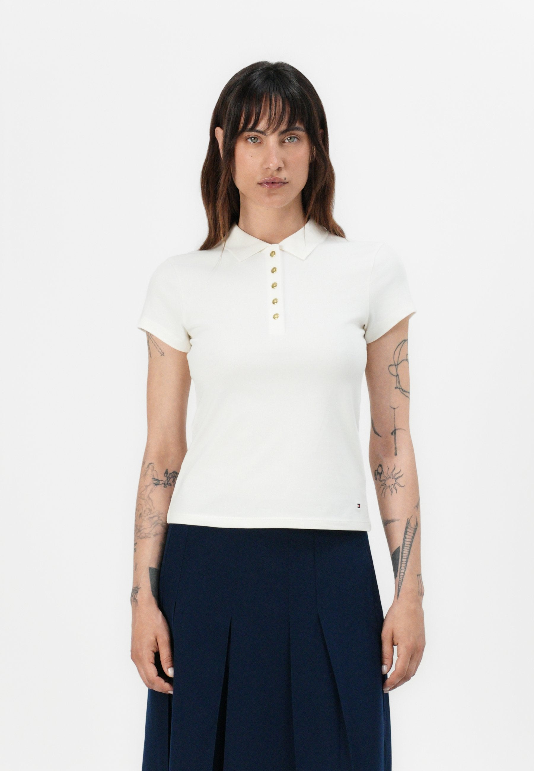 GOLD BUTTON SLIM POLO Media 3