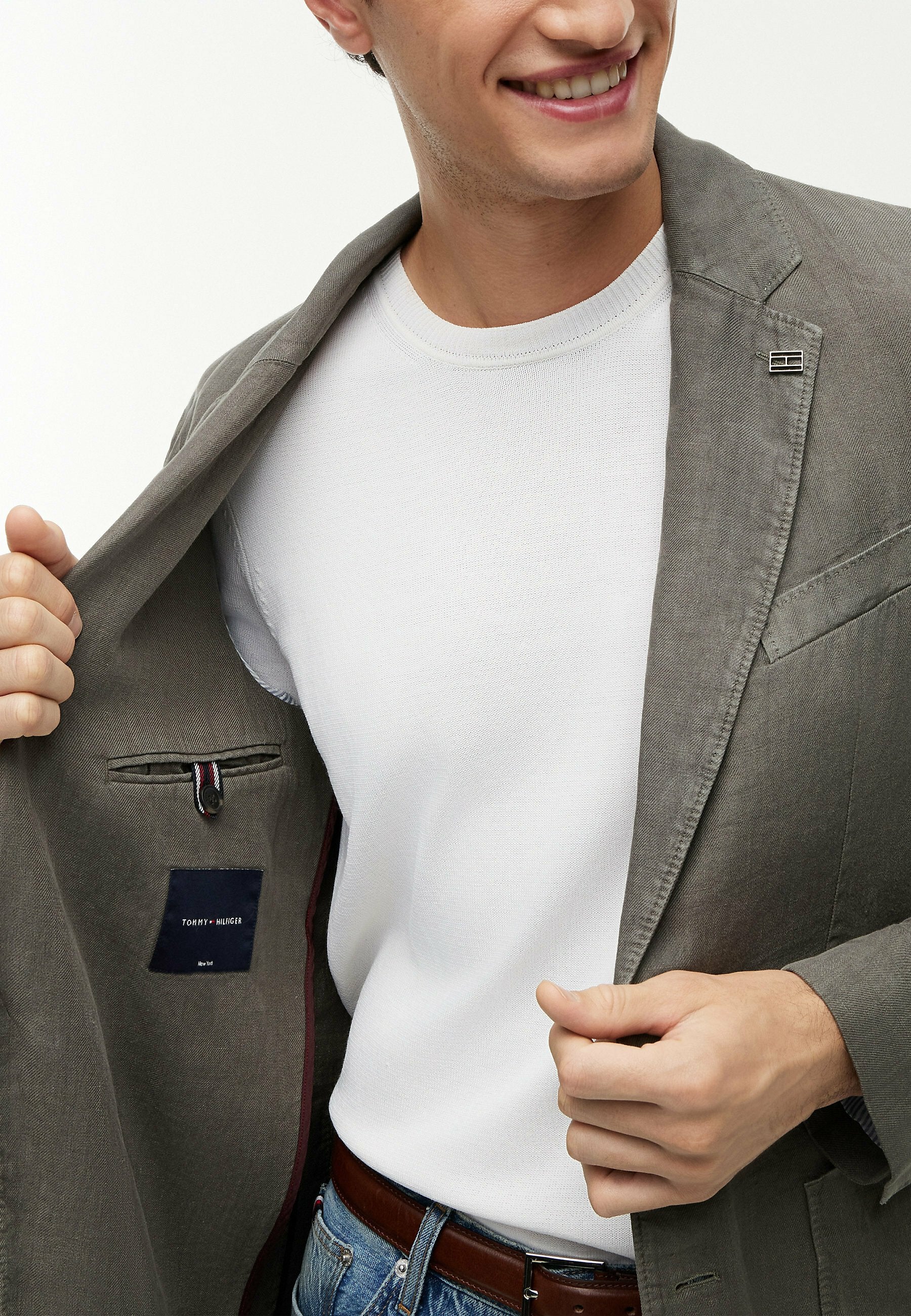 SMART CASUAL REGULAR FIT PURE Media 5
