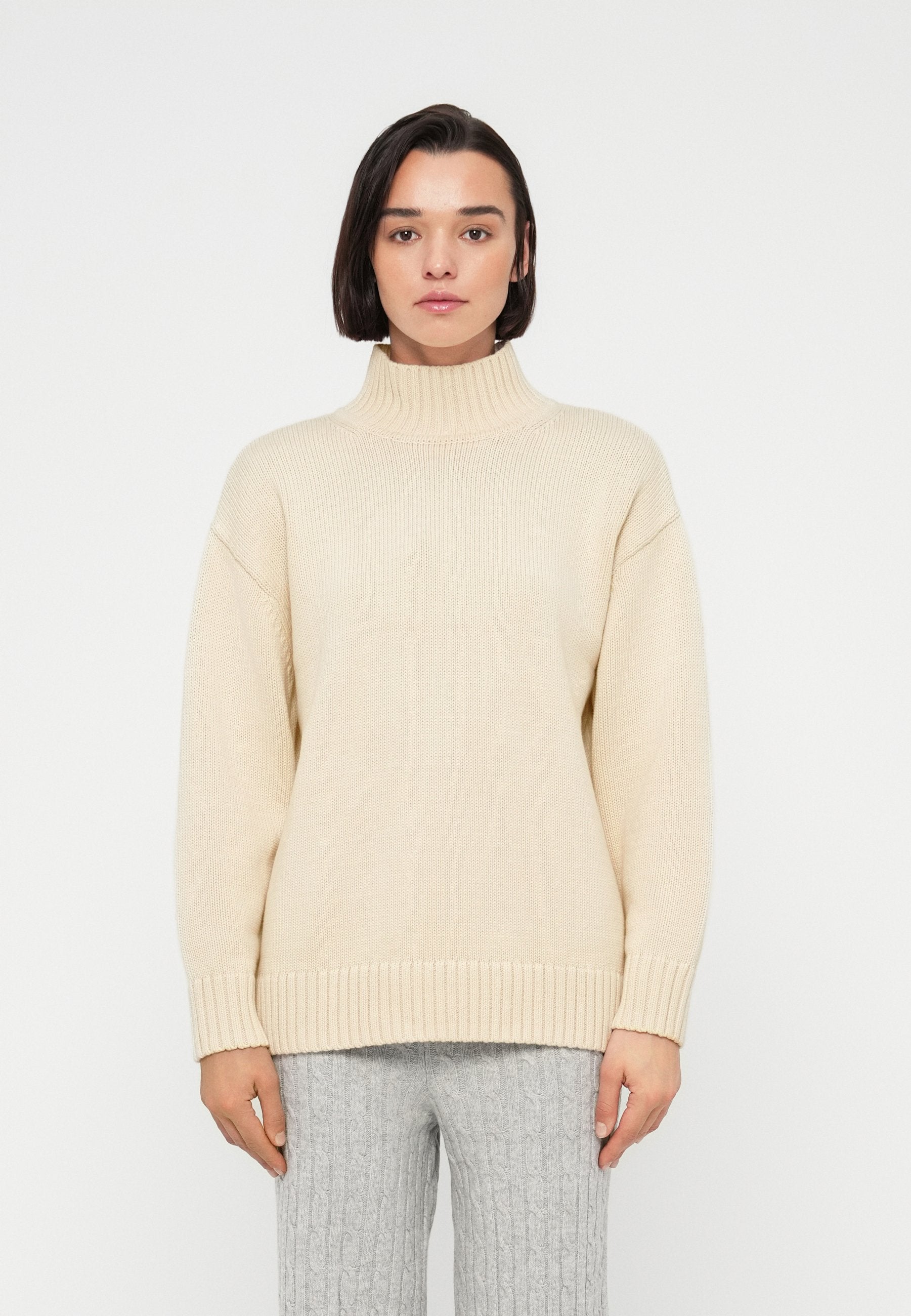 GAP MOCK NECK