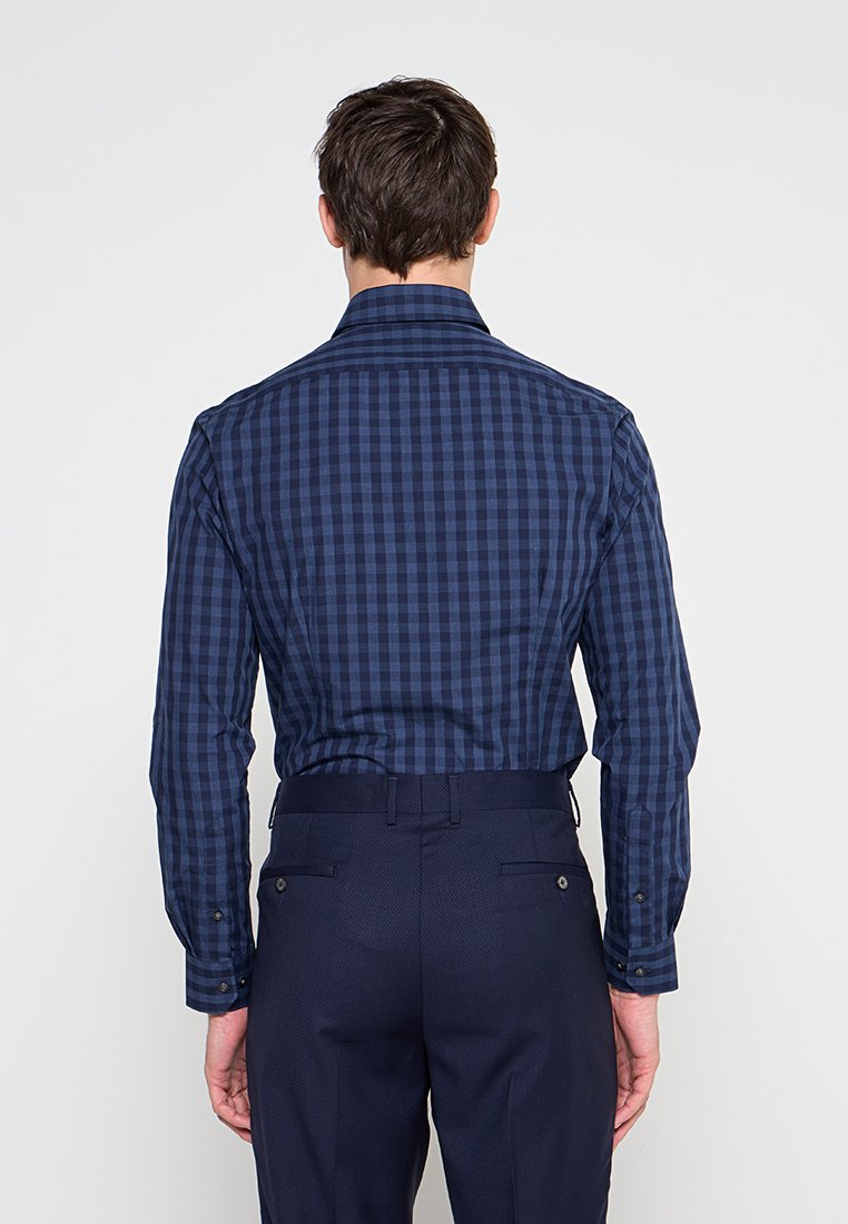 Michael Kors SLIM FIT