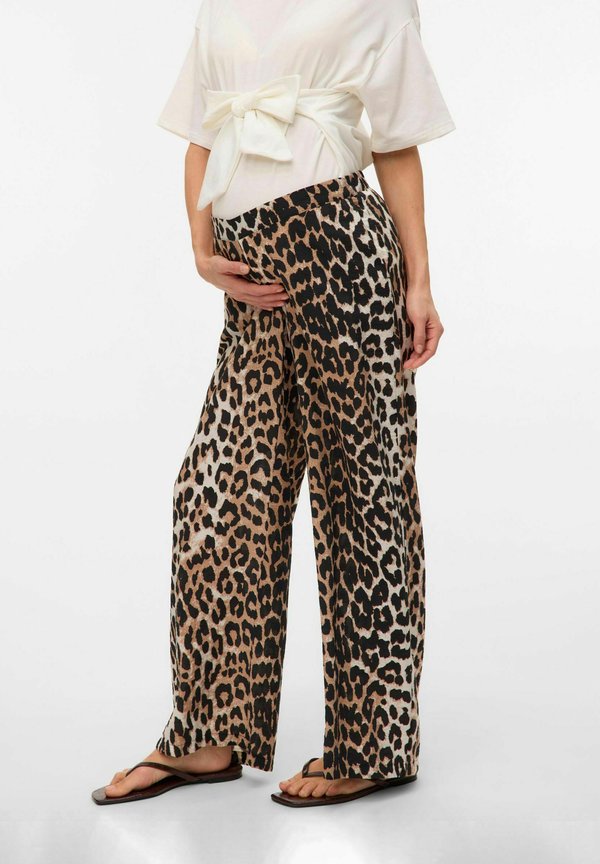 Vero Moda Wide Leg Fit - Trousers - egret