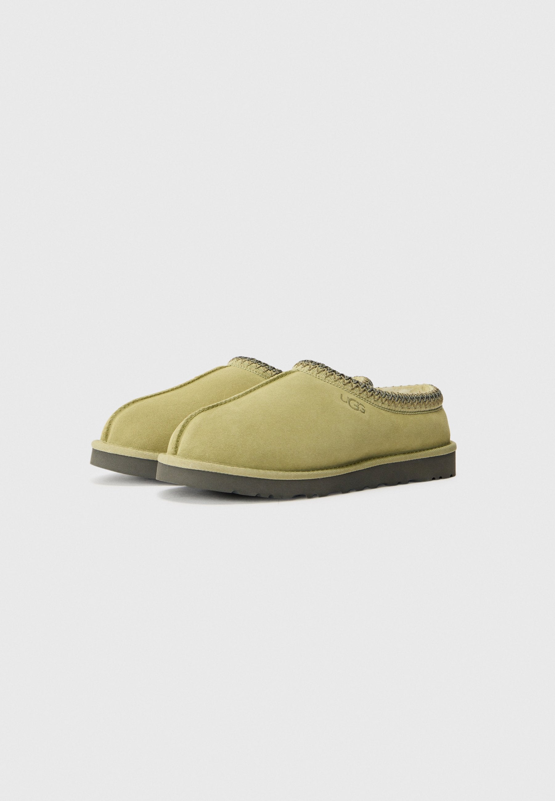 UGG TASMAN II