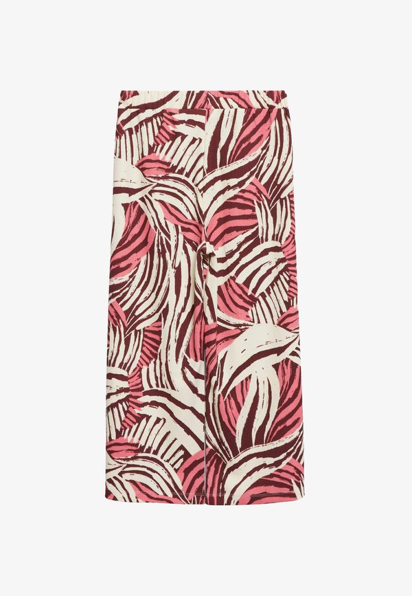 s.Oliver HOSE - Trousers - koralle