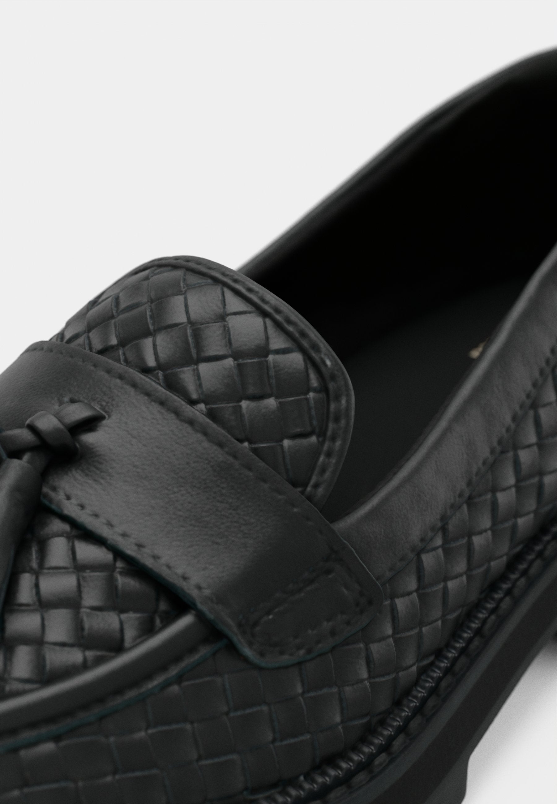 TOMS CARA