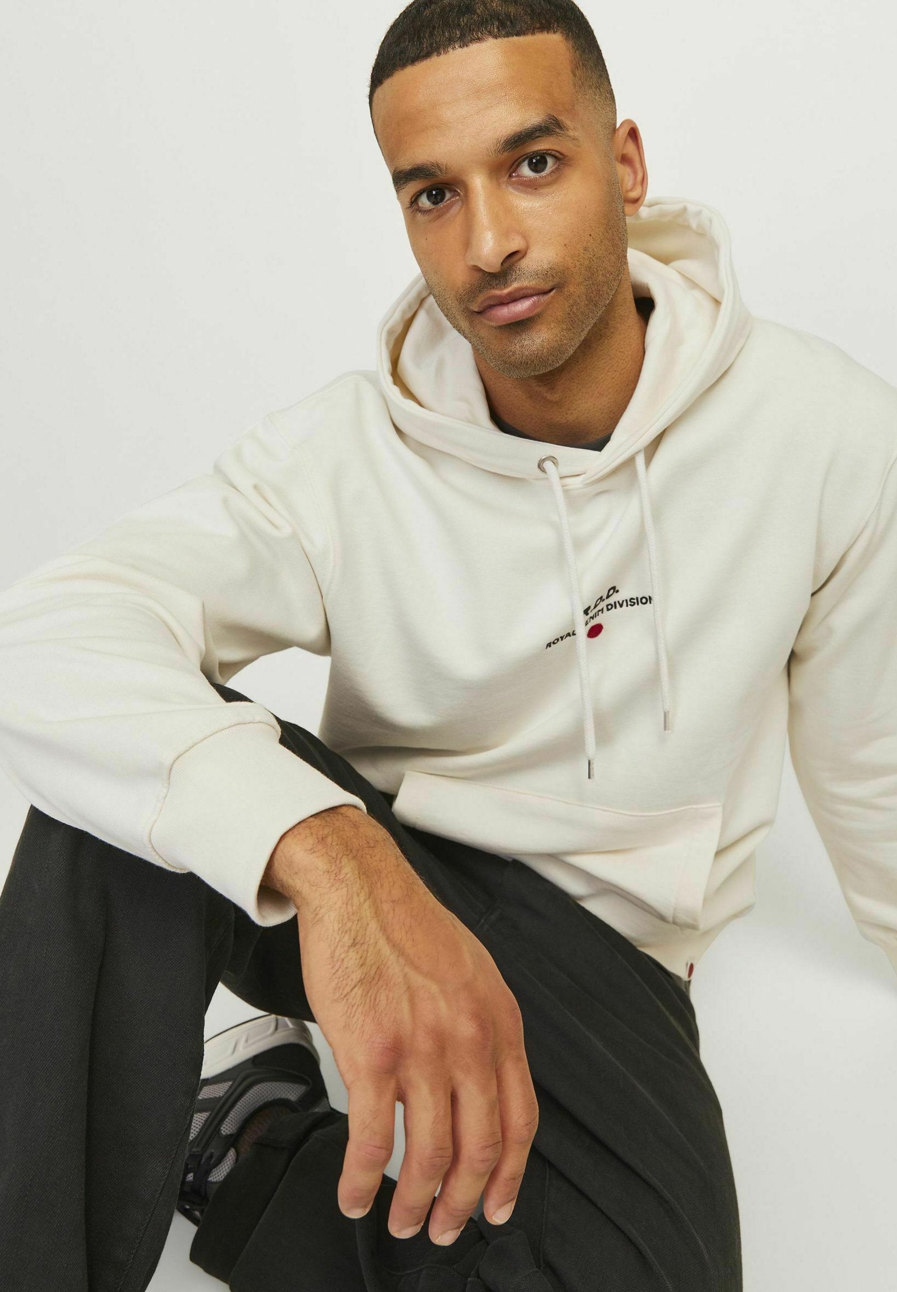 R.D.D. ROYAL DENIM DIVISION