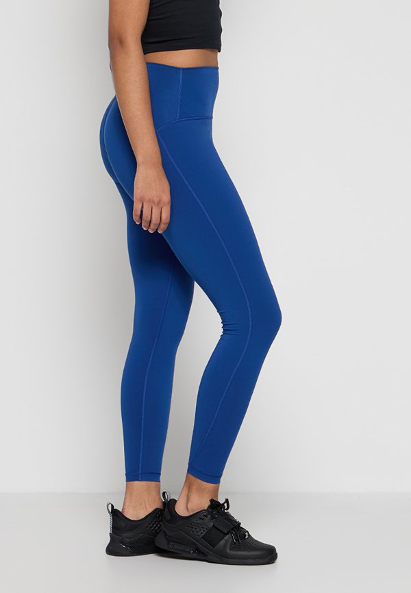 New Balance  SLEEK HIGH RISE