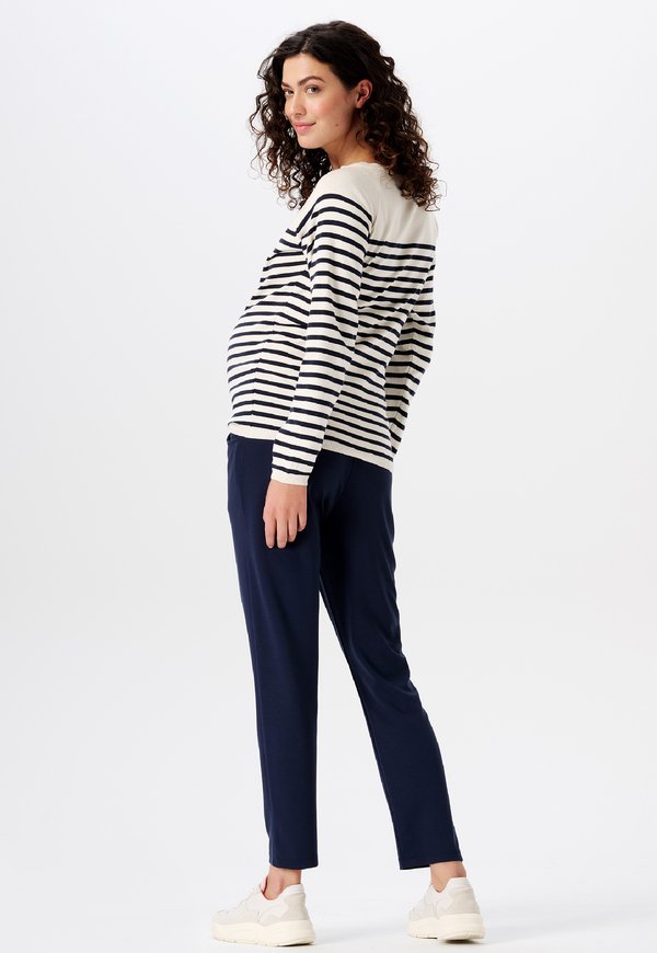 Esprit Maternity
