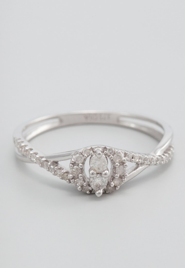 DIAMANT L'ÉTERNEL