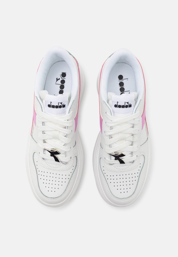 Diadora MAGIC BOLD