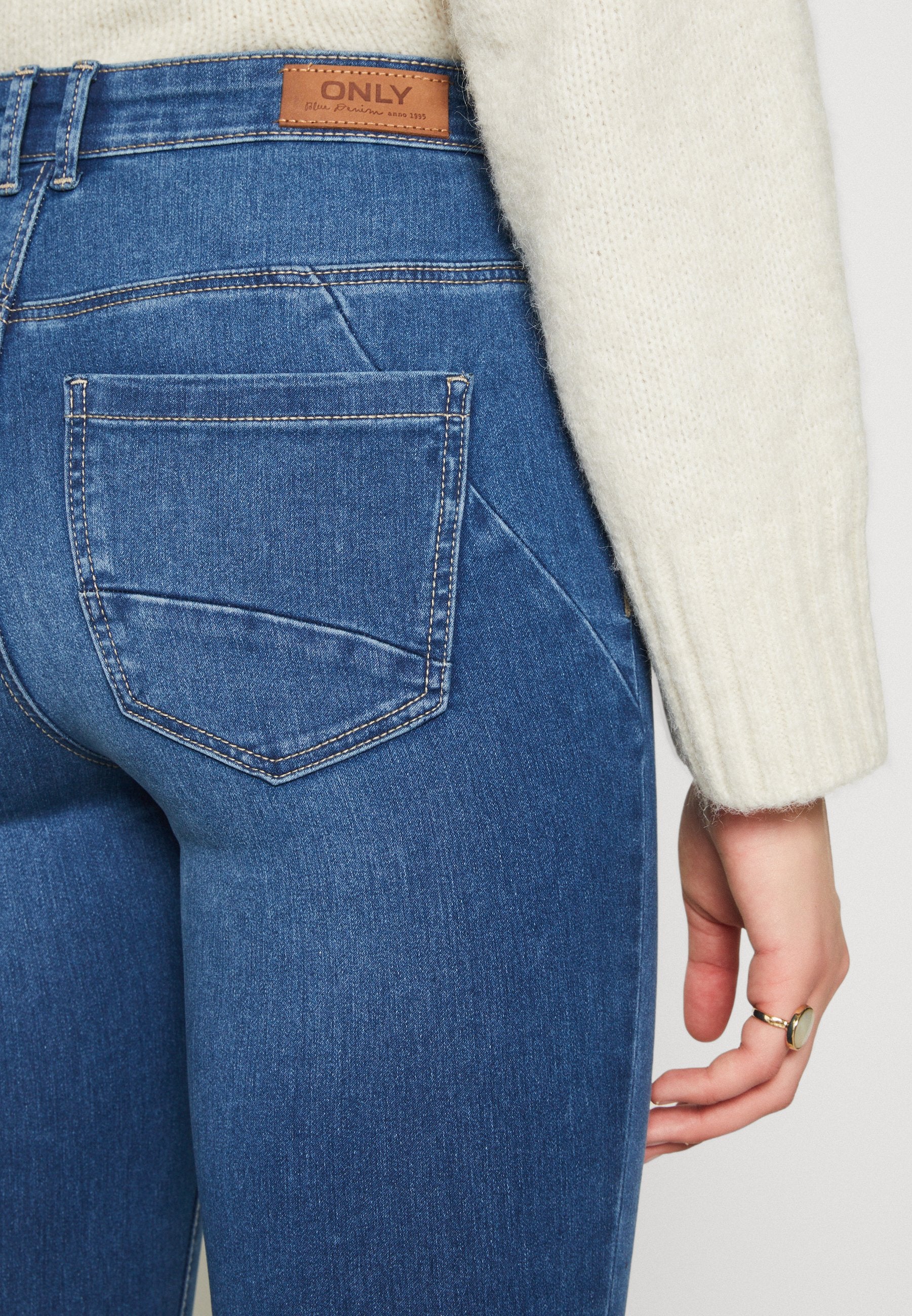 ONLROYAL POCKET CUT Media 6