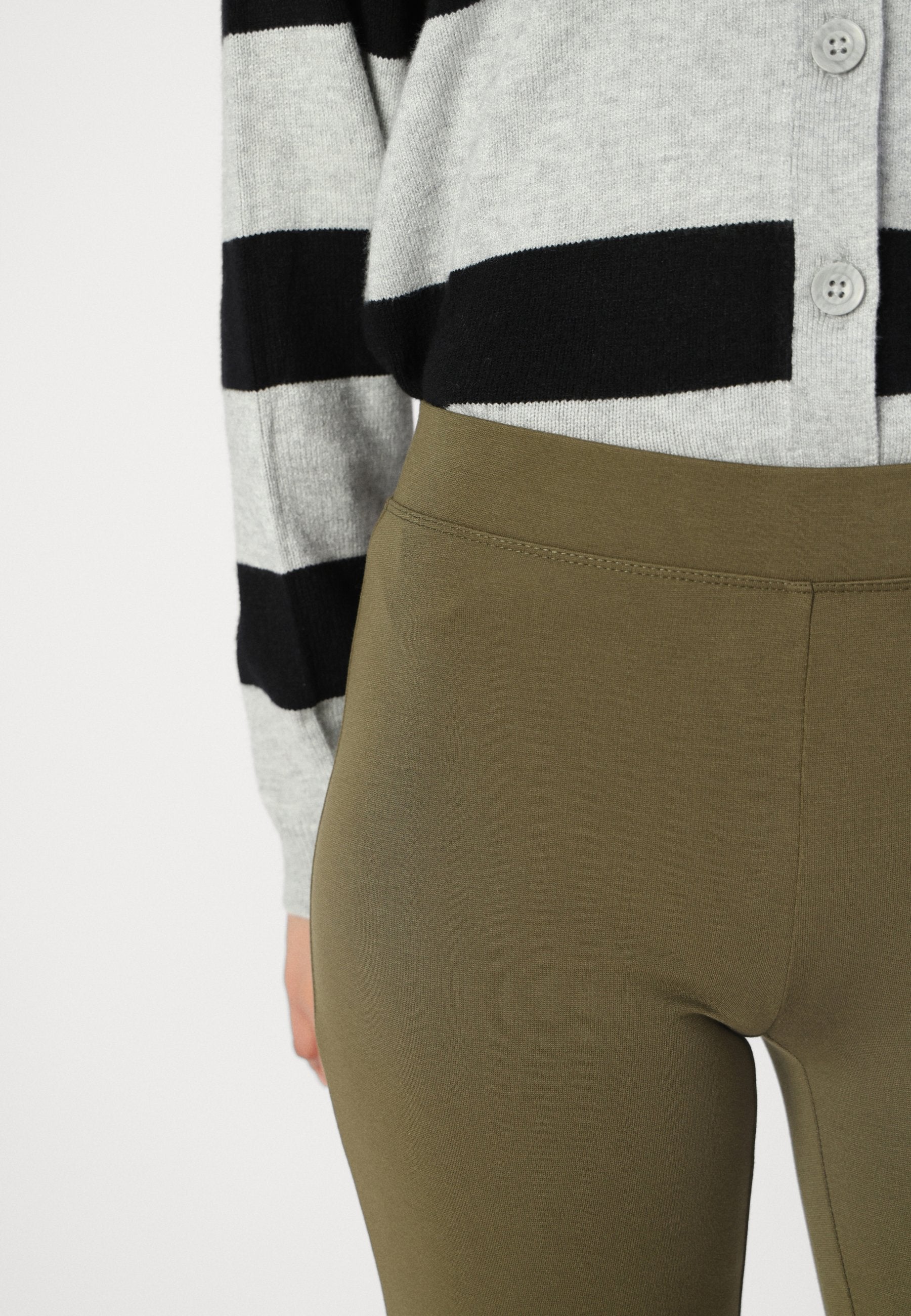 ONLY ONLPAIGE FLARED PANT