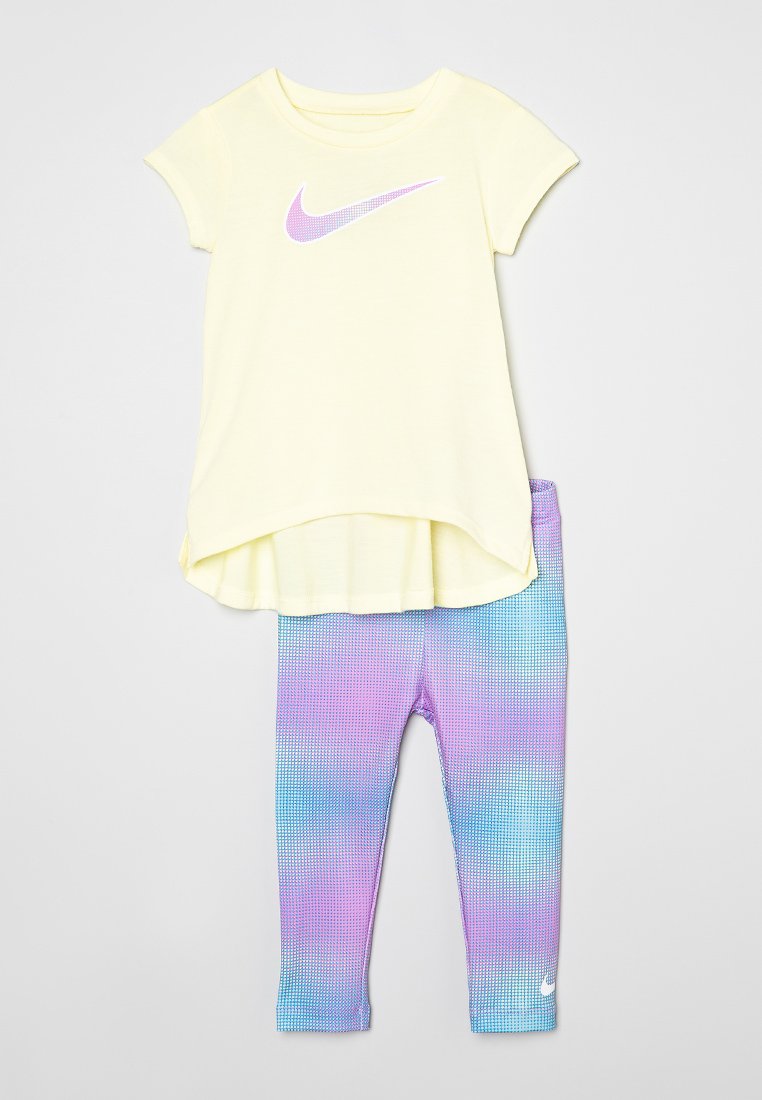 Nike Sportswear SET