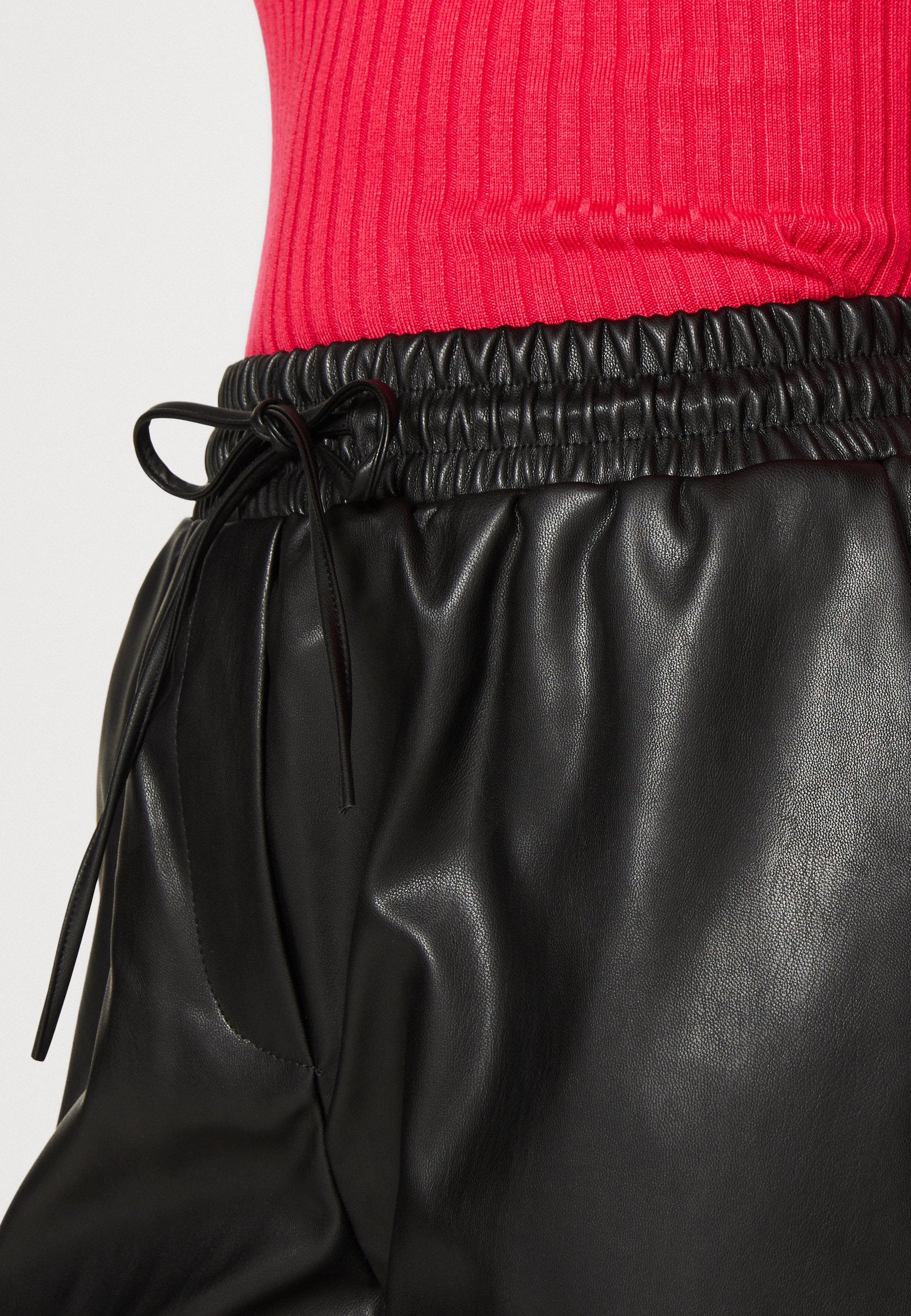 Pieces PCSELMA TAPERED PANT