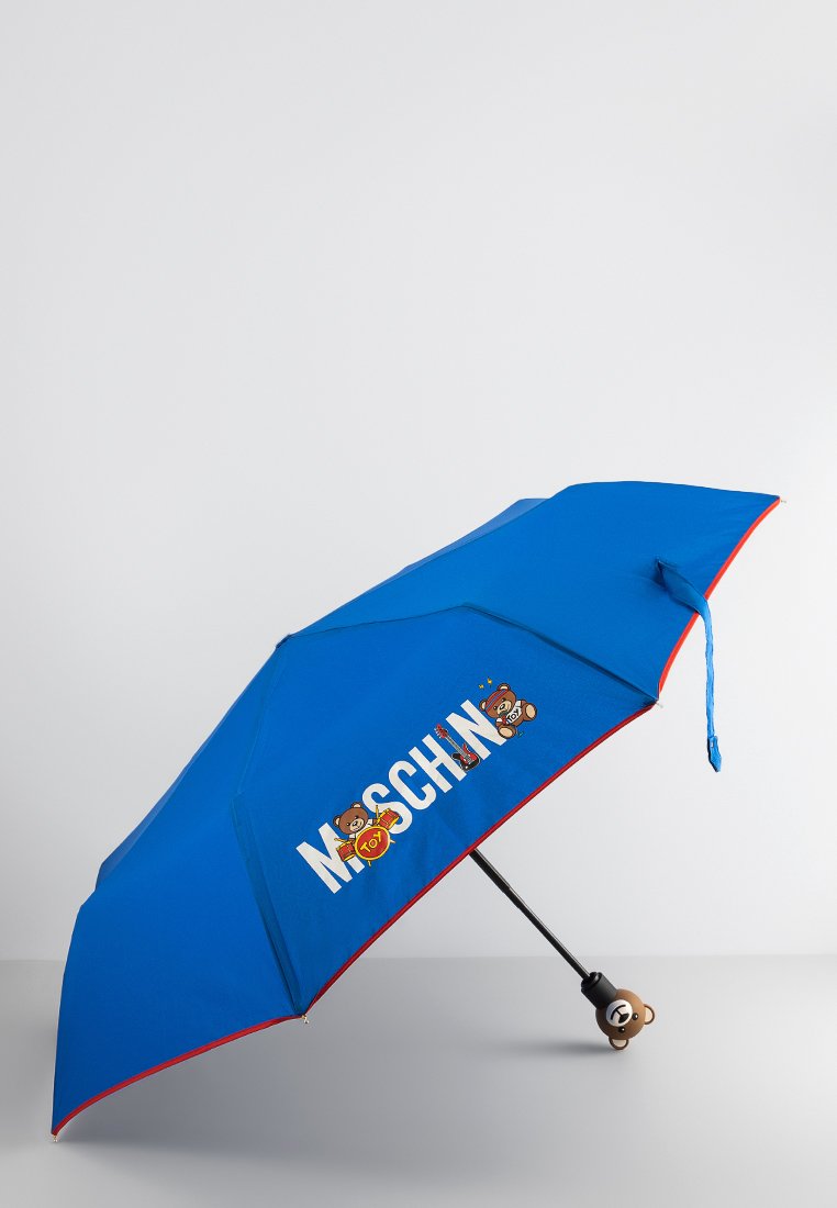 MOSCHINO