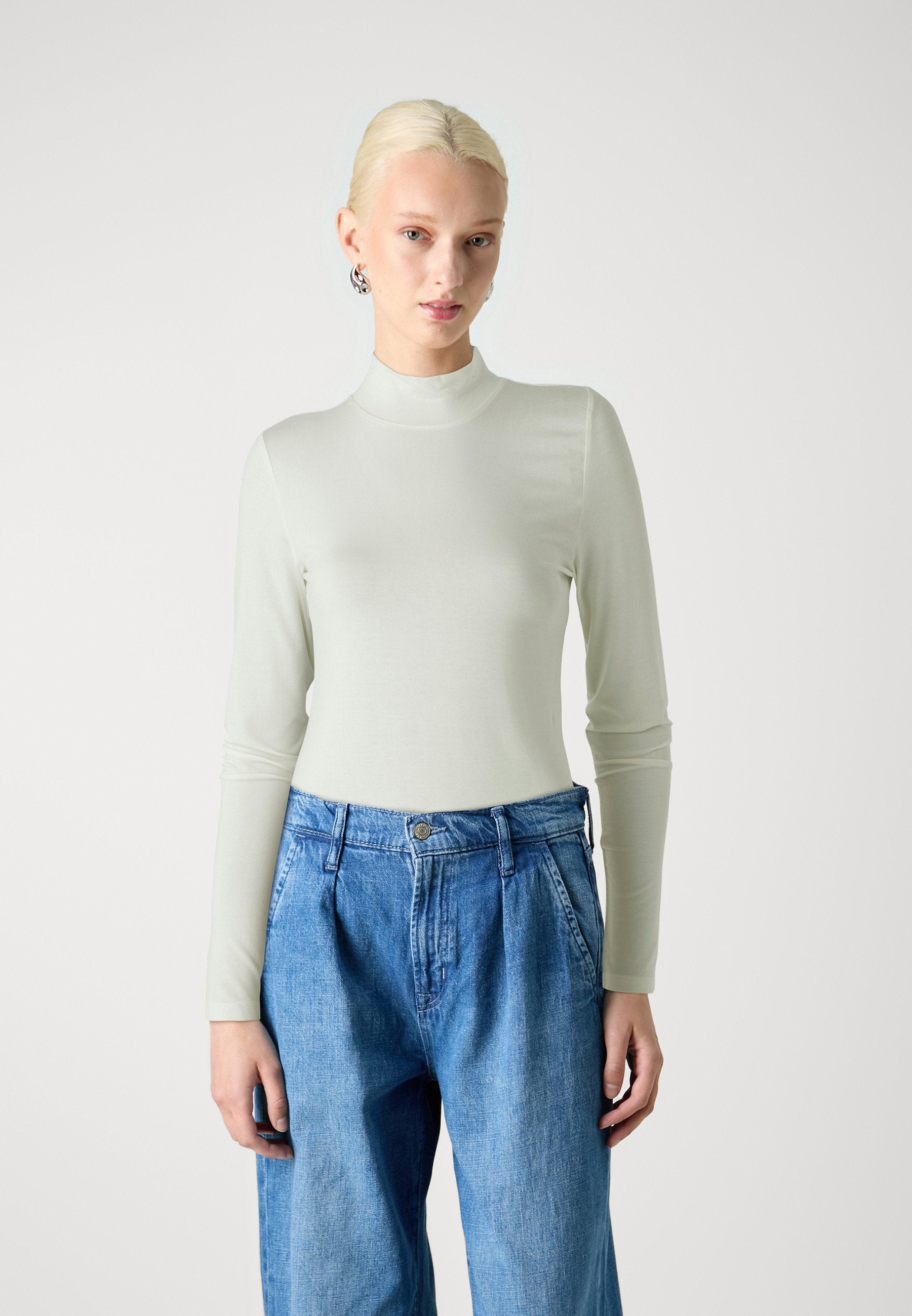 Selected Long sleeved basic high neck
