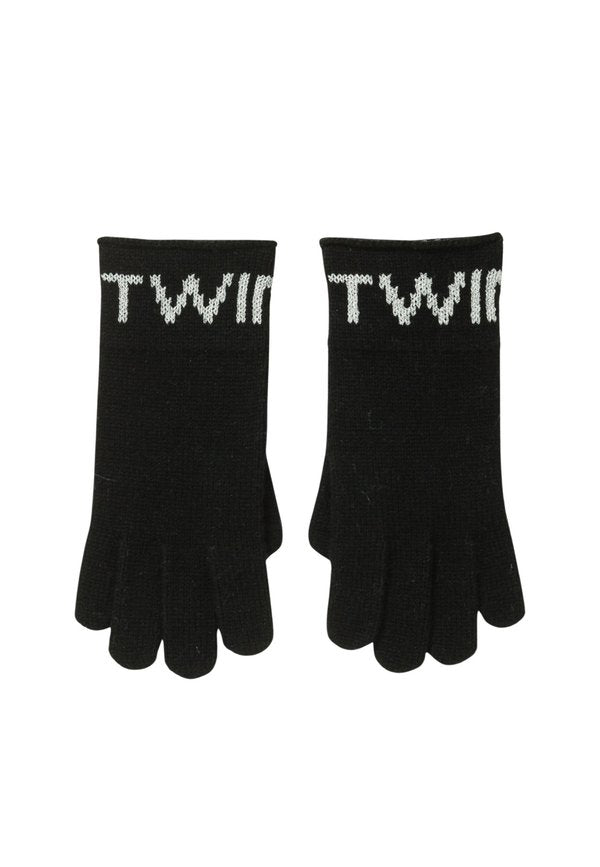 TWINSET