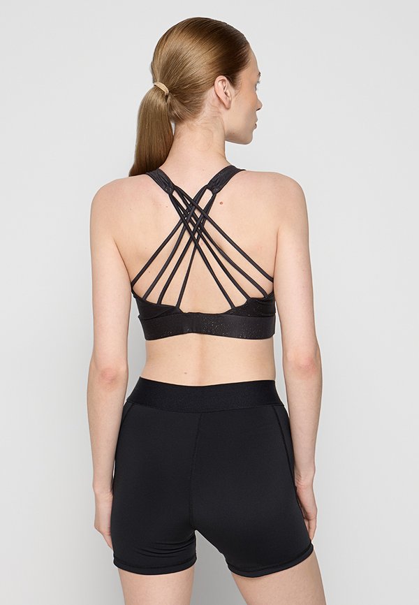 EA7 Emporio Armani