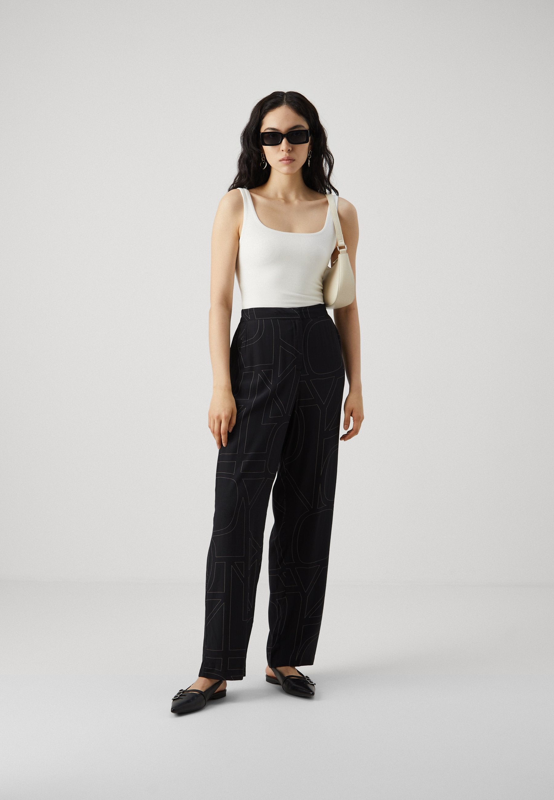 ONLDEA PALAZZO PANTS Media 2