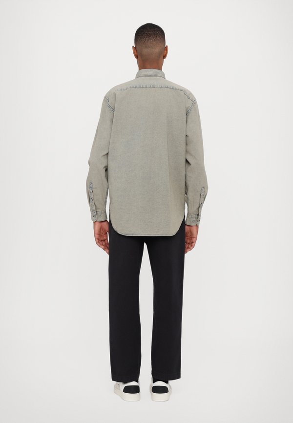 CLOSED FORMAL ARMY SHIRT