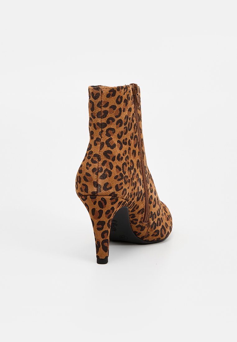 s.Oliver Ankle Boot Media 3