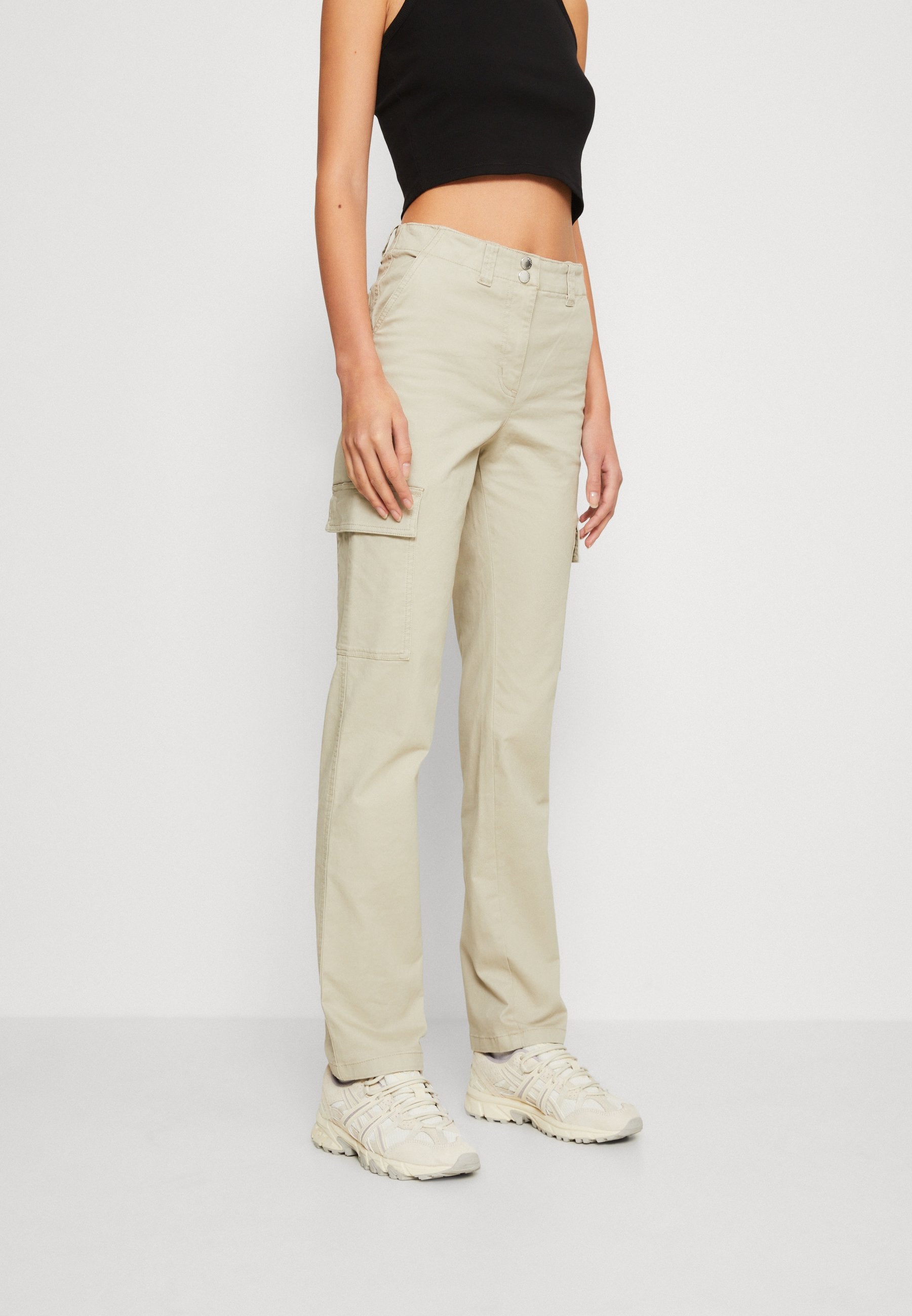 Weekday BRENDA SLIM CARGO TROUSER