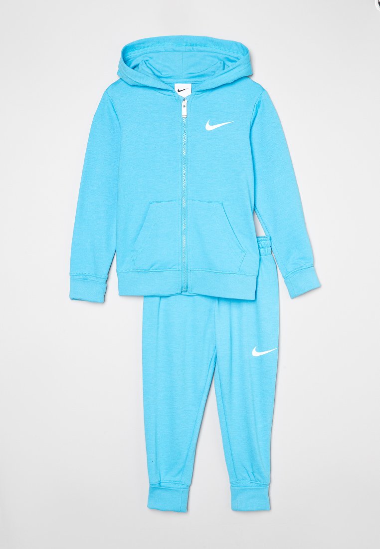 Nike Sportswear