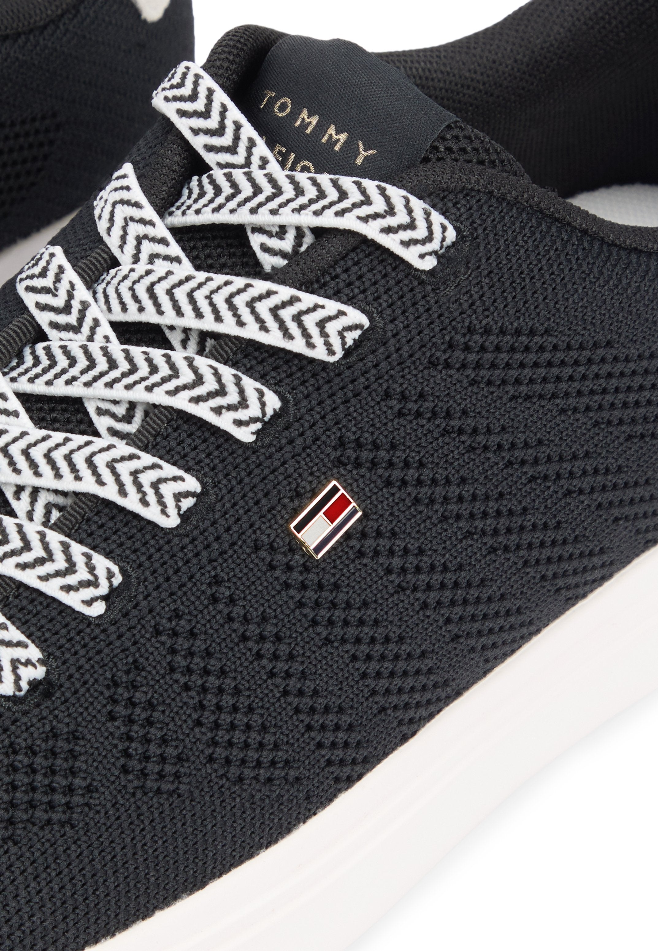 CUPSOLE Media 6