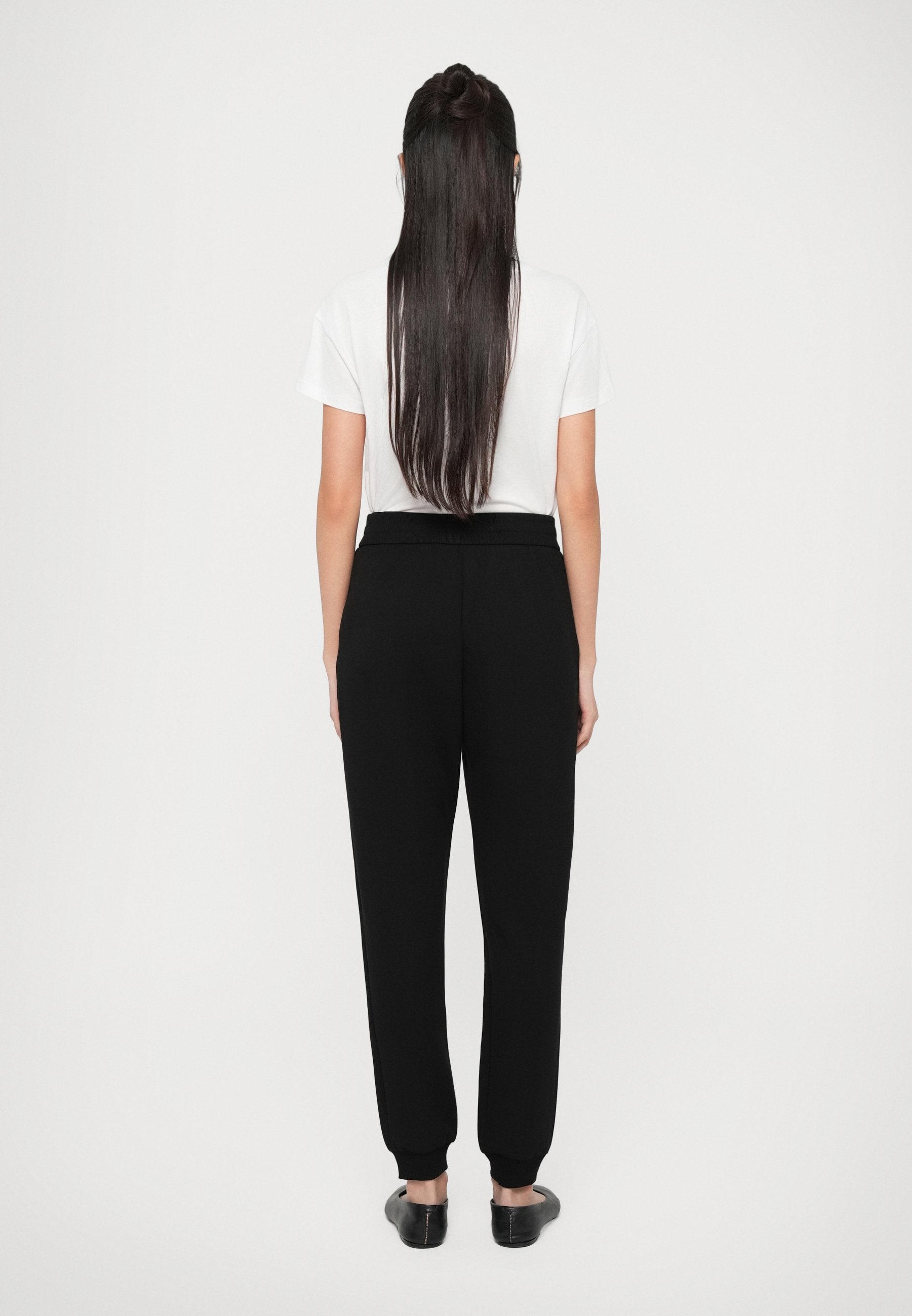 TROUSER Media 4
