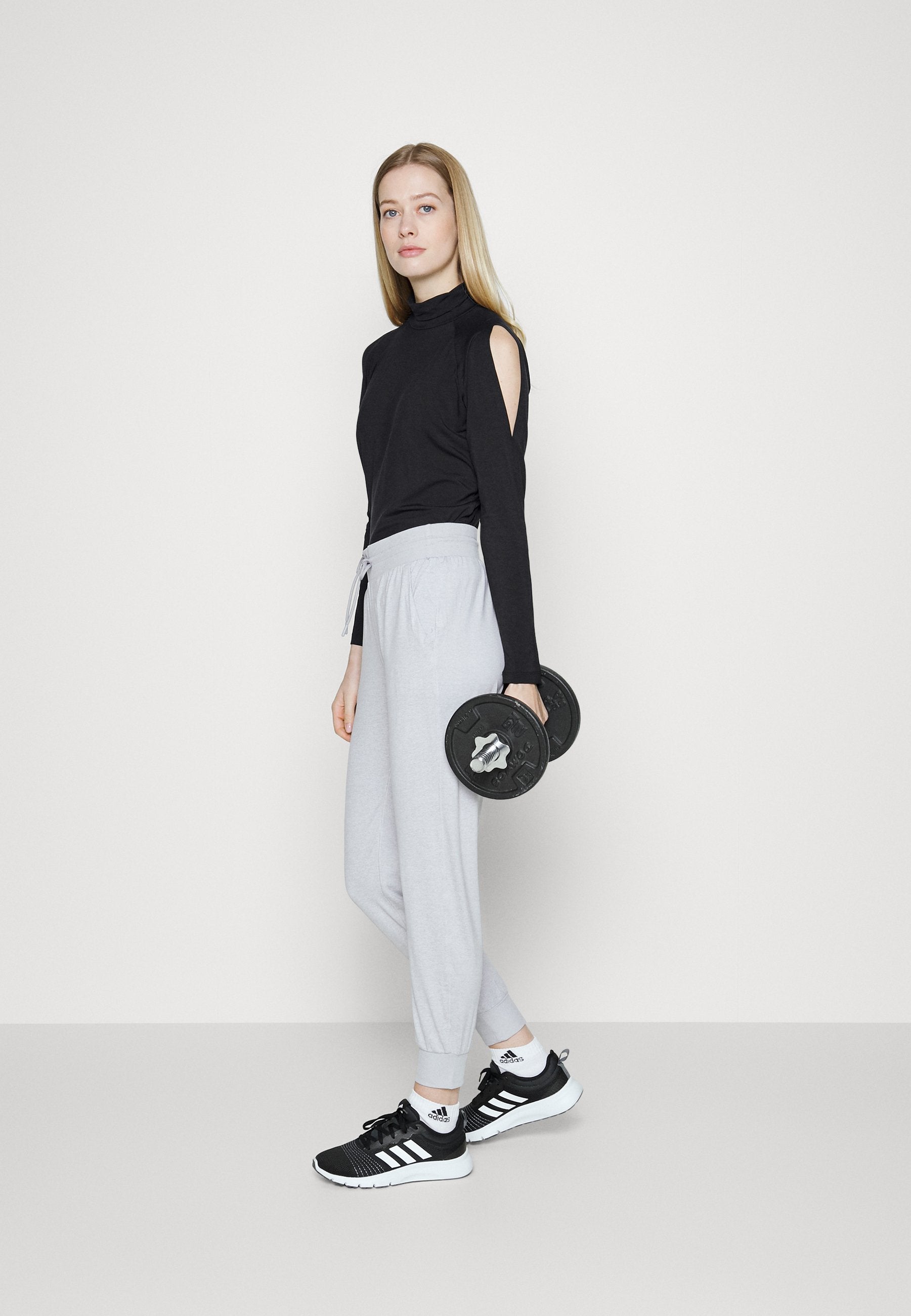 Athleta COLD SHOULDER