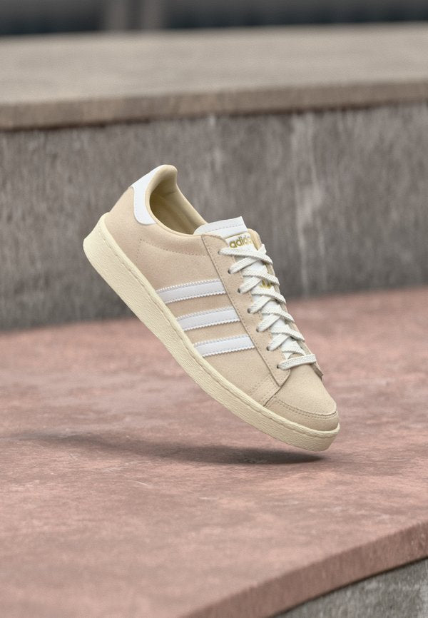 adidas Originals JABBAR - Trainers - crystal linen/footwear white/off white