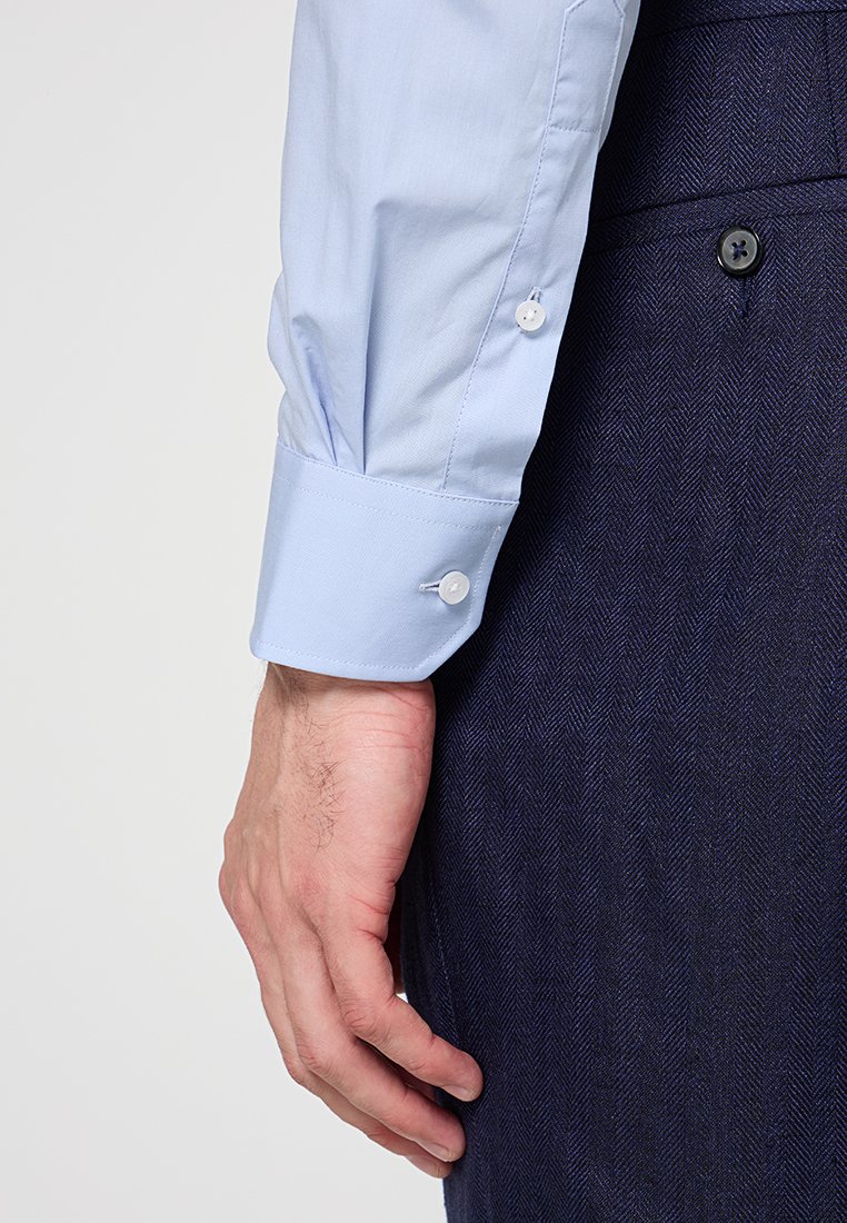 Michael Kors SOLID SLIM FIT